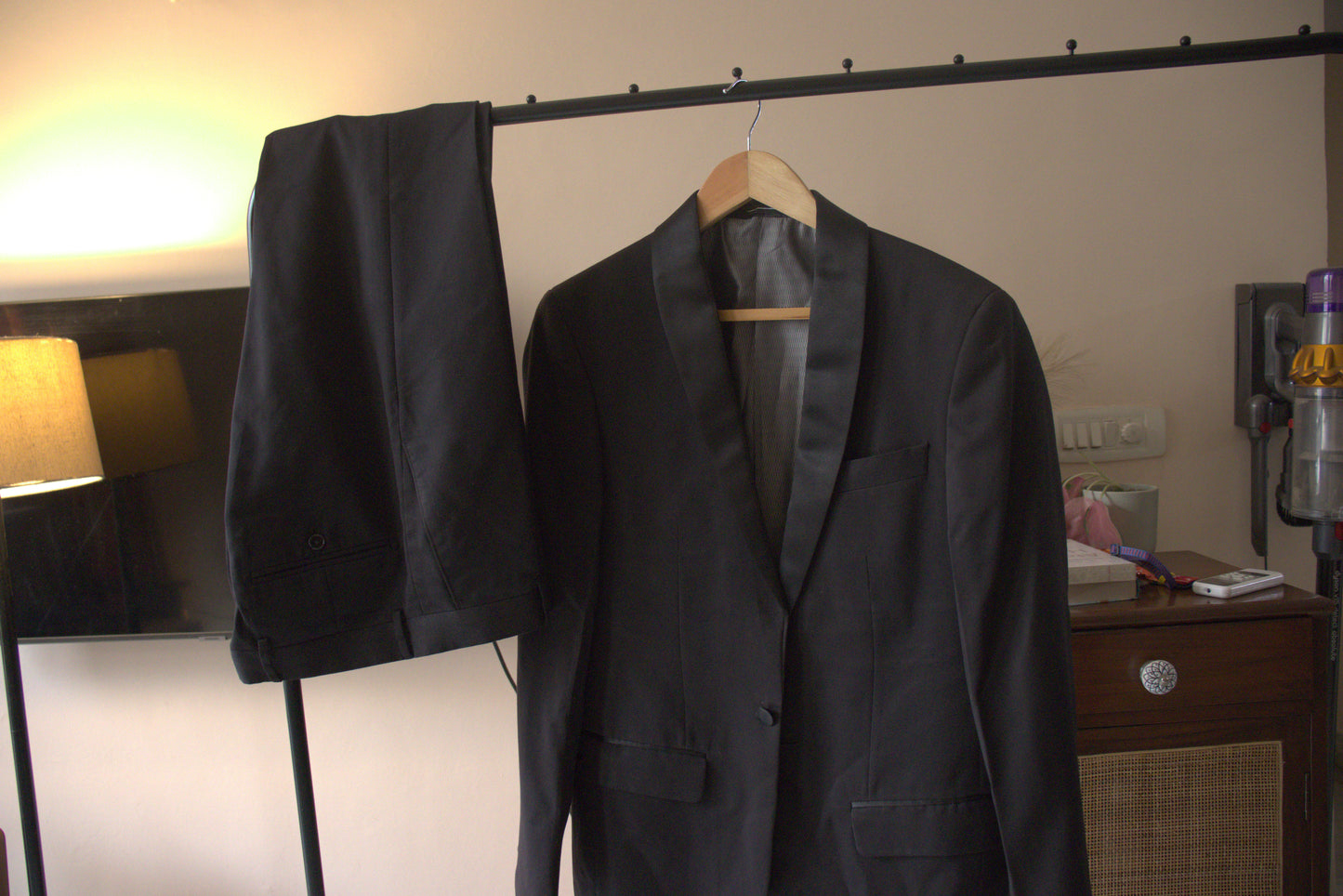 Louis Phillipe Black Tuxedo Set