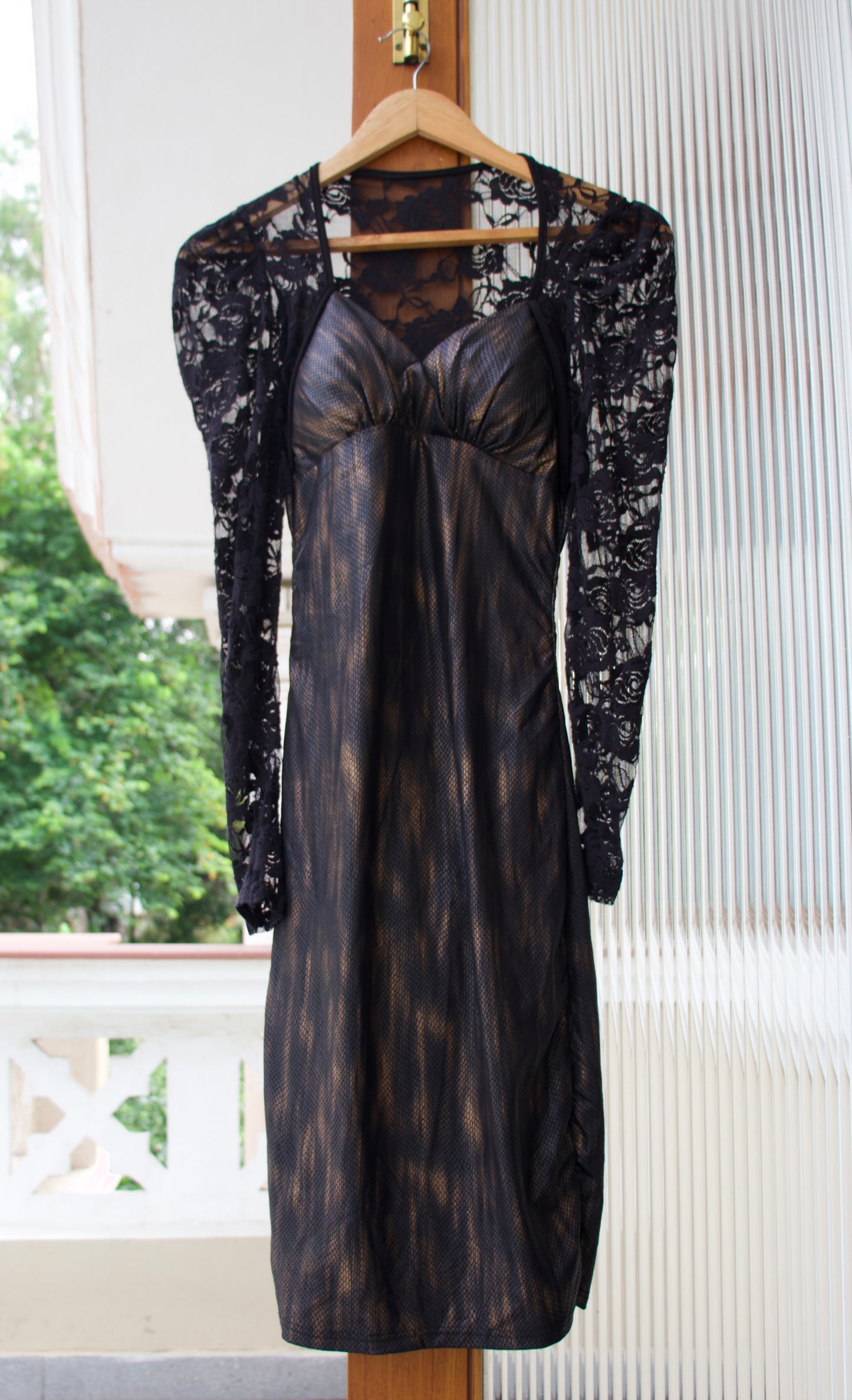 Black Lace &amp; Metallic Sheen Bodycon Dress